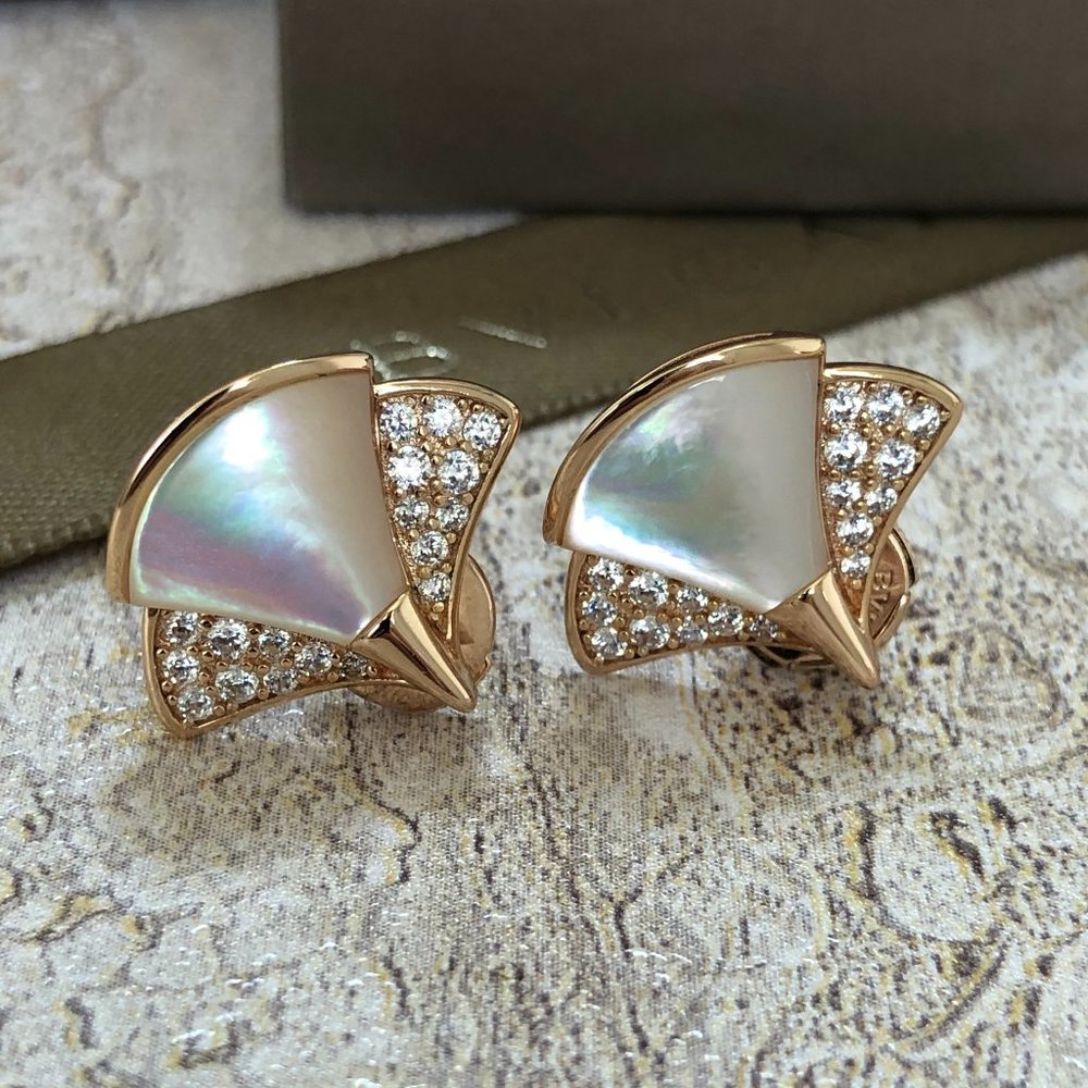👍Women's 18K rose gold pearl and diamond earrings👍